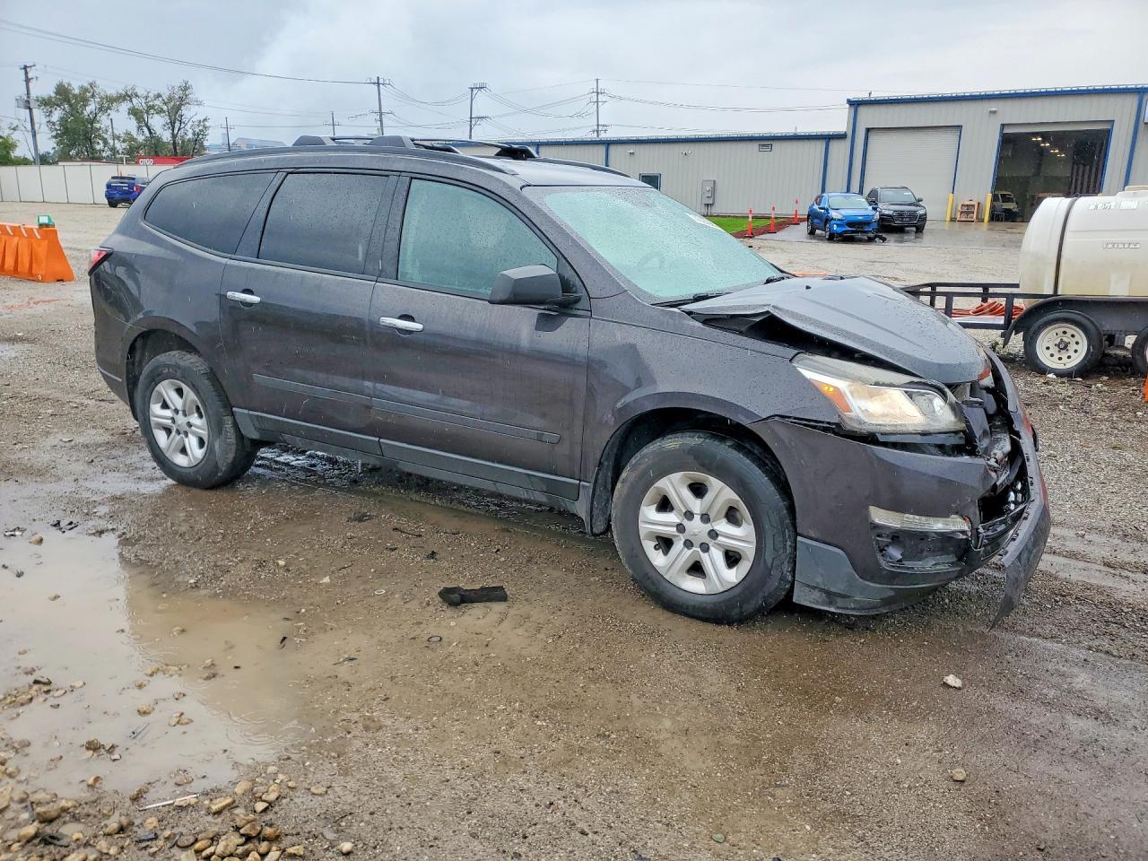 2014 Chevrolet Traverse Ls - Image 4