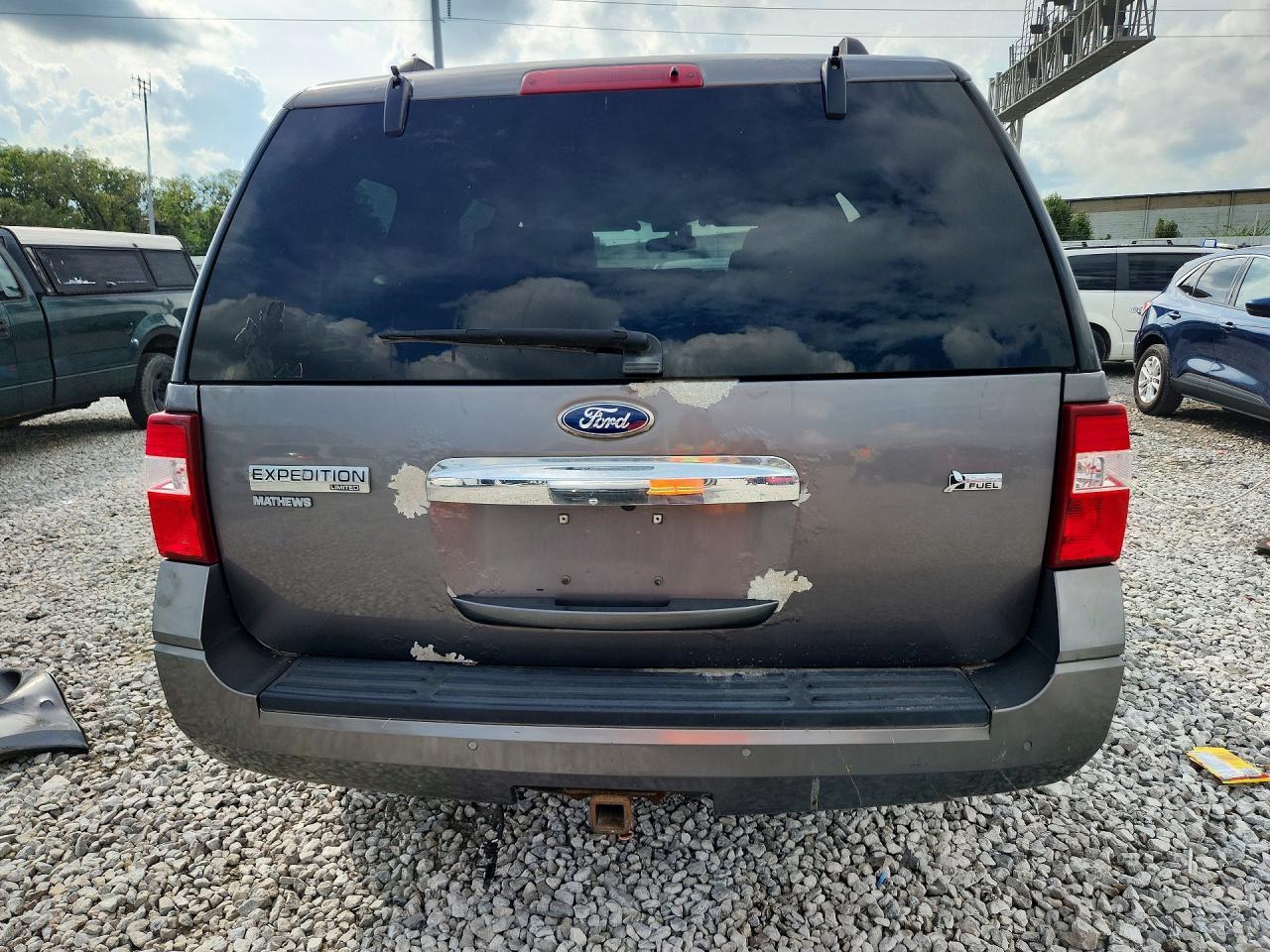 2011 Ford Expedition Limited - Image 6