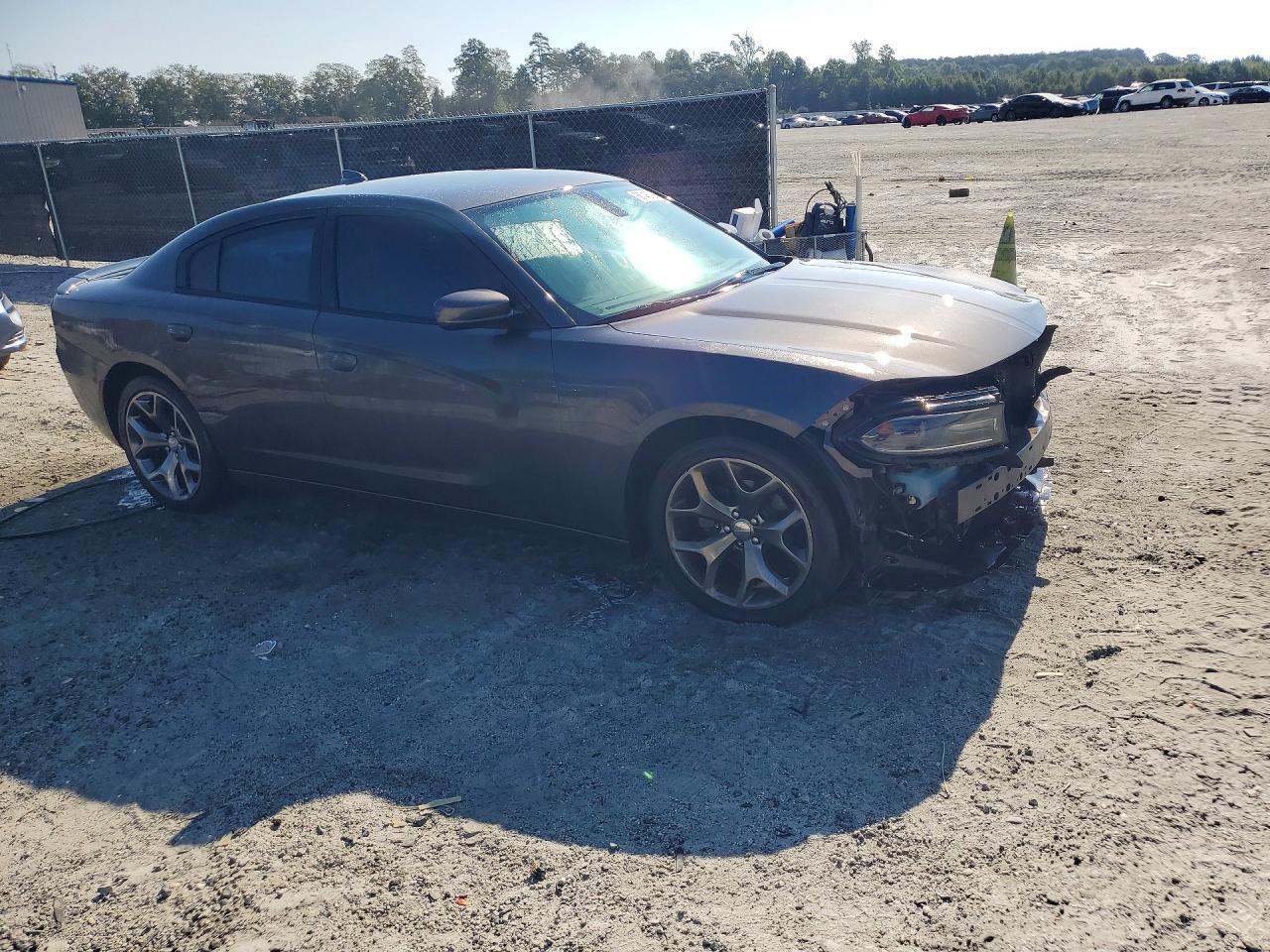 2016 Dodge Charger Sxt - Фото 4