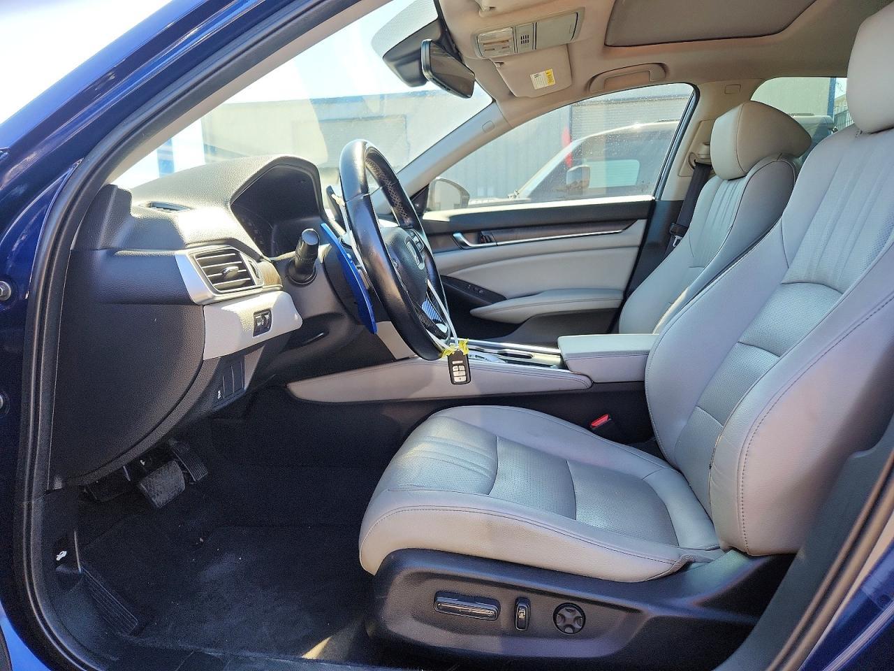 2020 Honda Accord Hybrid Exl - Image 7