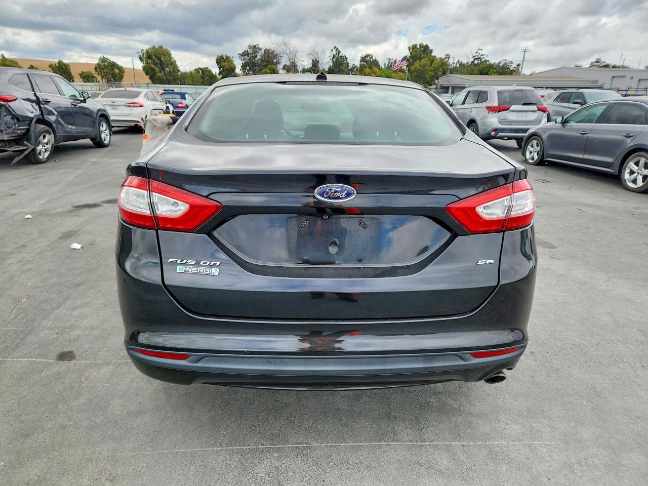 2013 Ford Fusion Se Phev - Фото 6