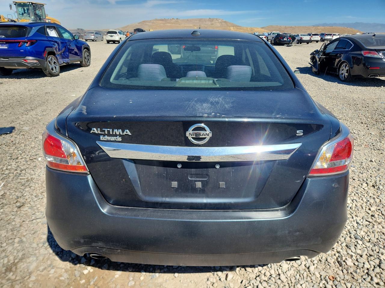 2015 Nissan Altima 2.5 S - Фото 6