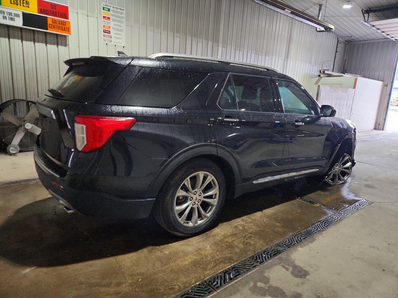 2024 Ford Explorer Limited - Image 3