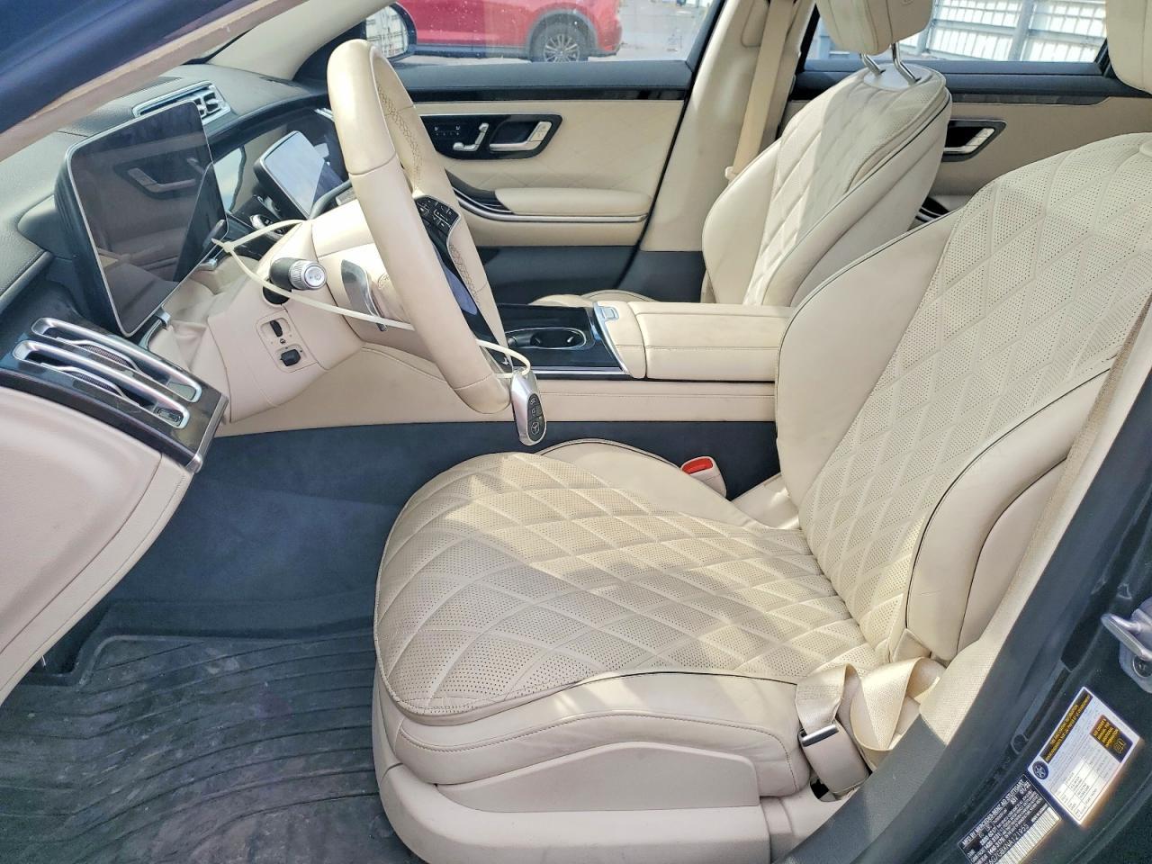 2022 Mercedes-Benz S 580 4Matic - Image 7