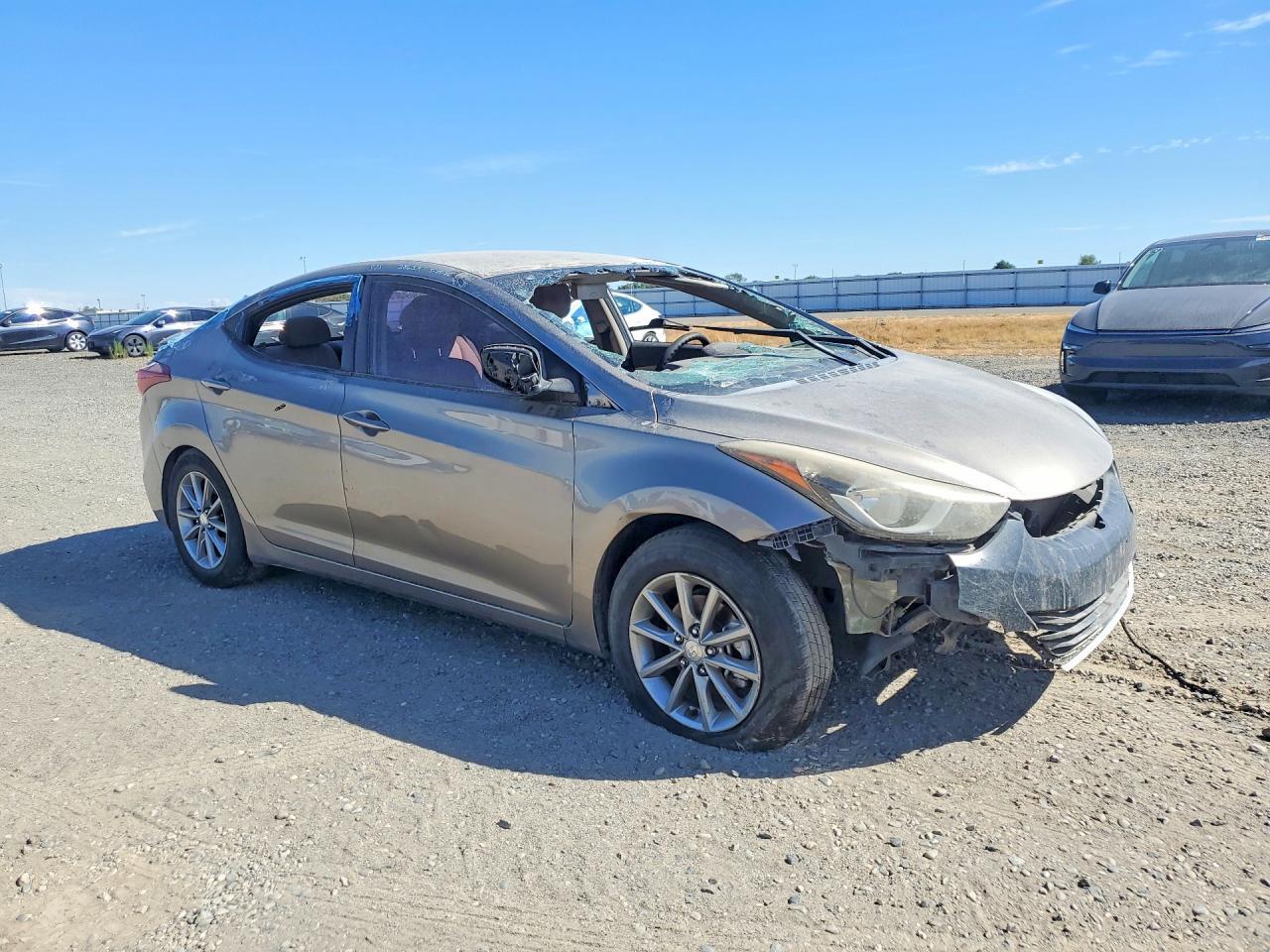 2016 Hyundai Elantra - Фото 4