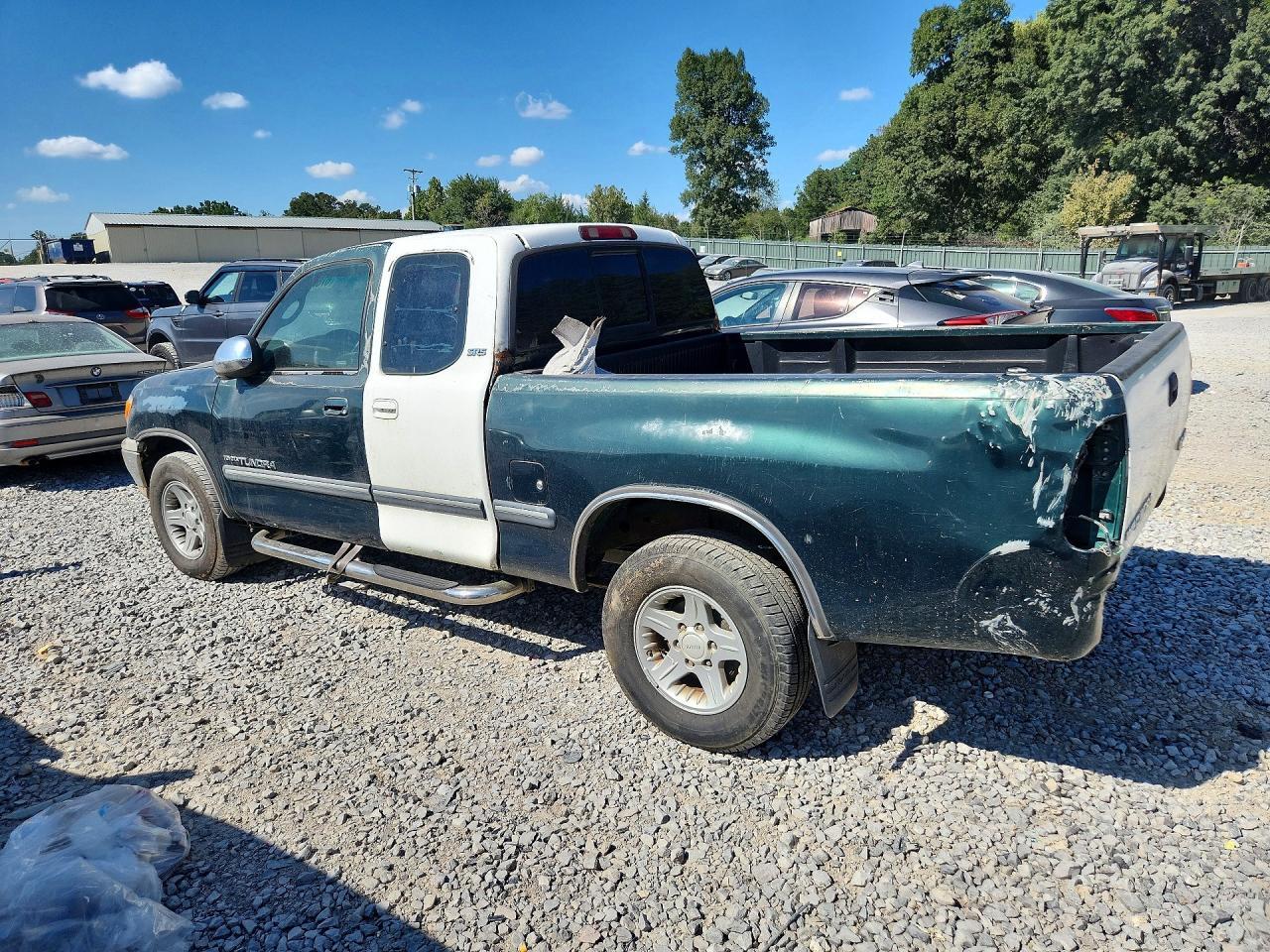 2000 Toyota Tundra Sr5 - Image 2