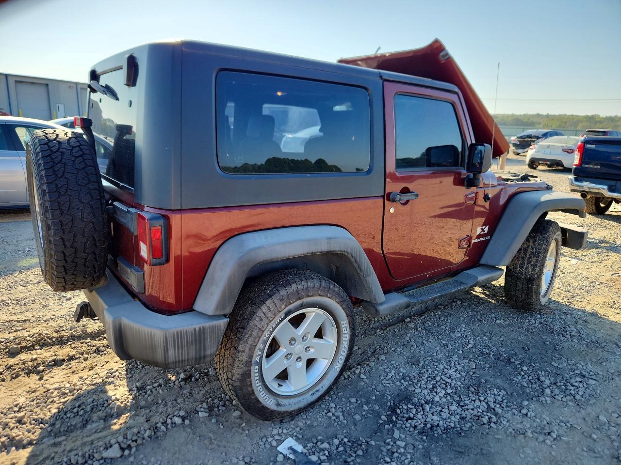 2007 Jeep Wrangler X - Image 3