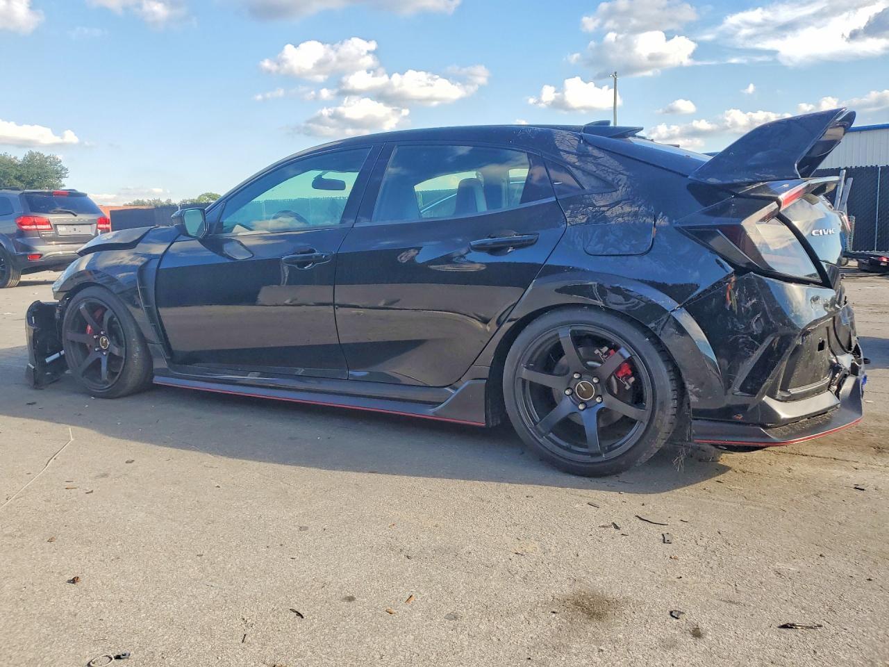 2019 Honda Civic Type-R Touring - Image 2
