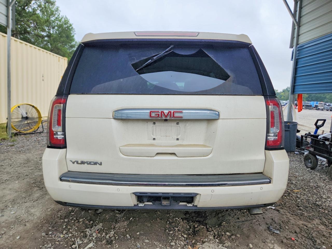 2015 GMC Yukon Denali - Фото 6