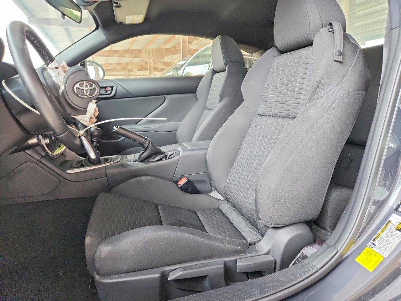 2024 Toyota Gr86 Base - Фото 7