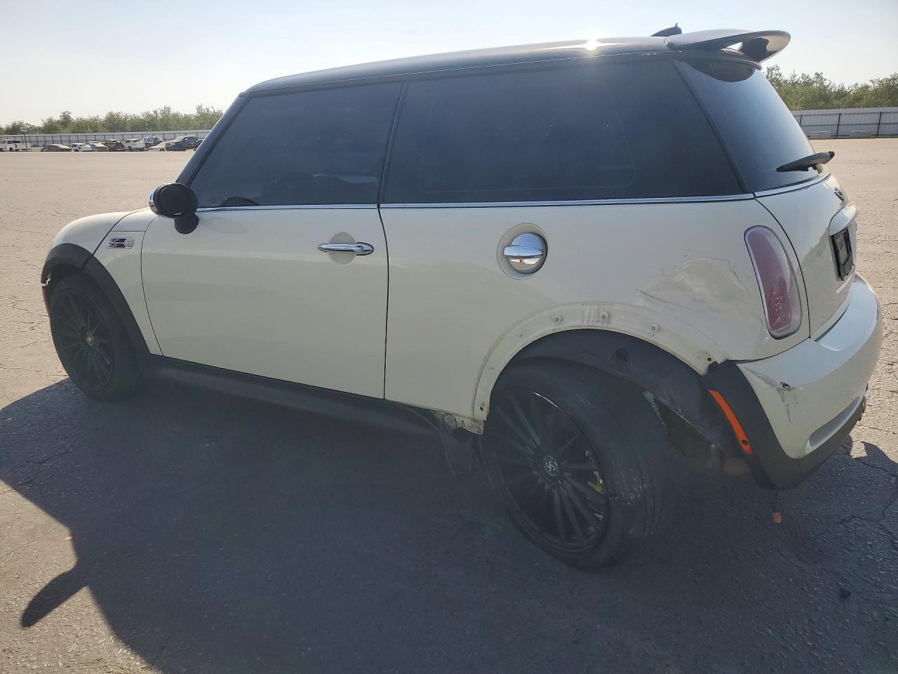 2005 Mini Cooper S - Фото 2