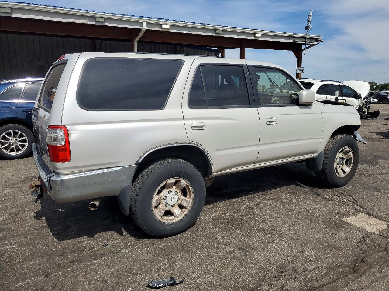1998 Toyota 4Runner Sr5 - Image 3