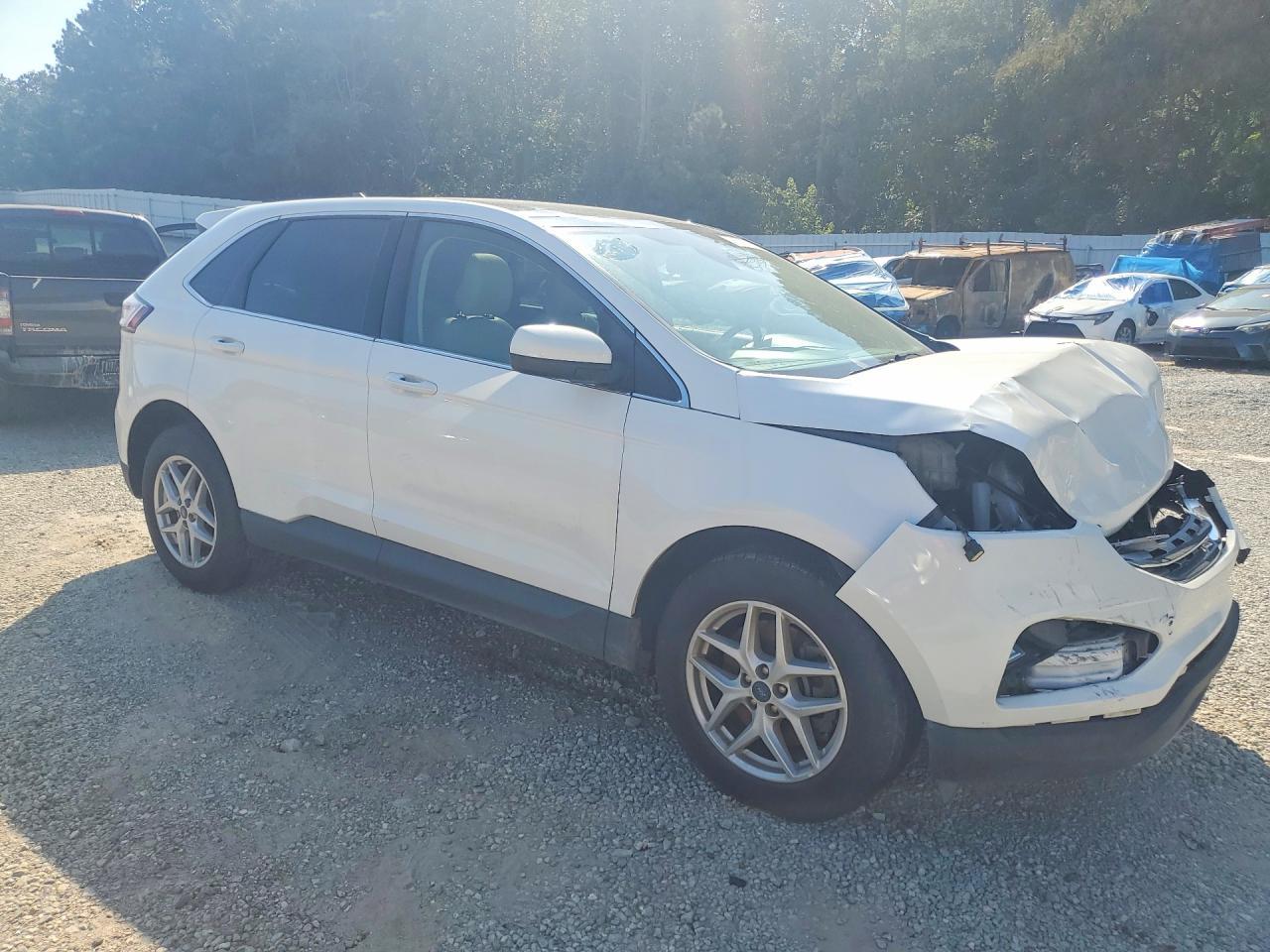 2022 Ford Edge Sel - Image 4