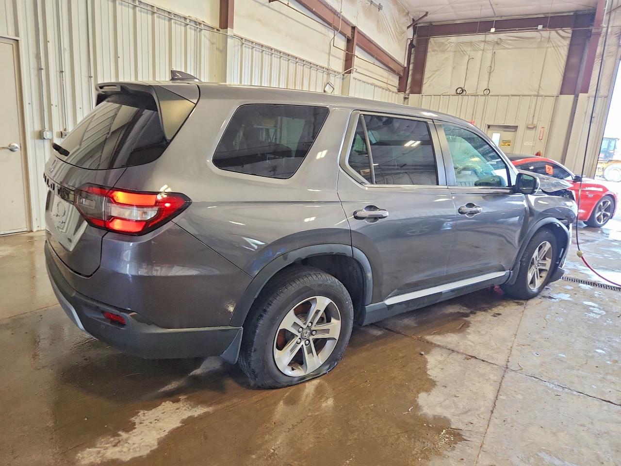 2025 Honda Pilot Exl - Image 3