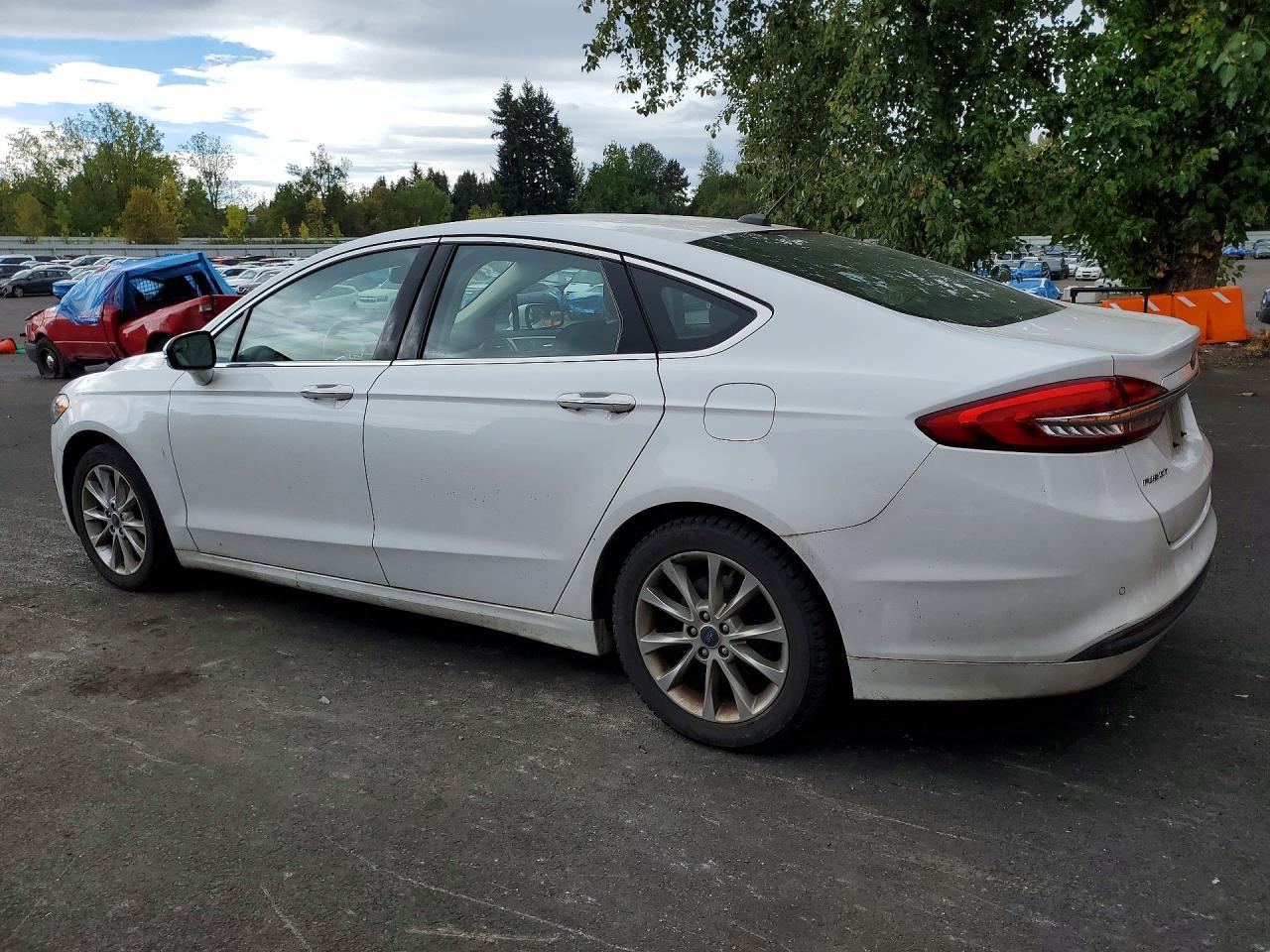 2017 Ford Fusion Se - Фото 2