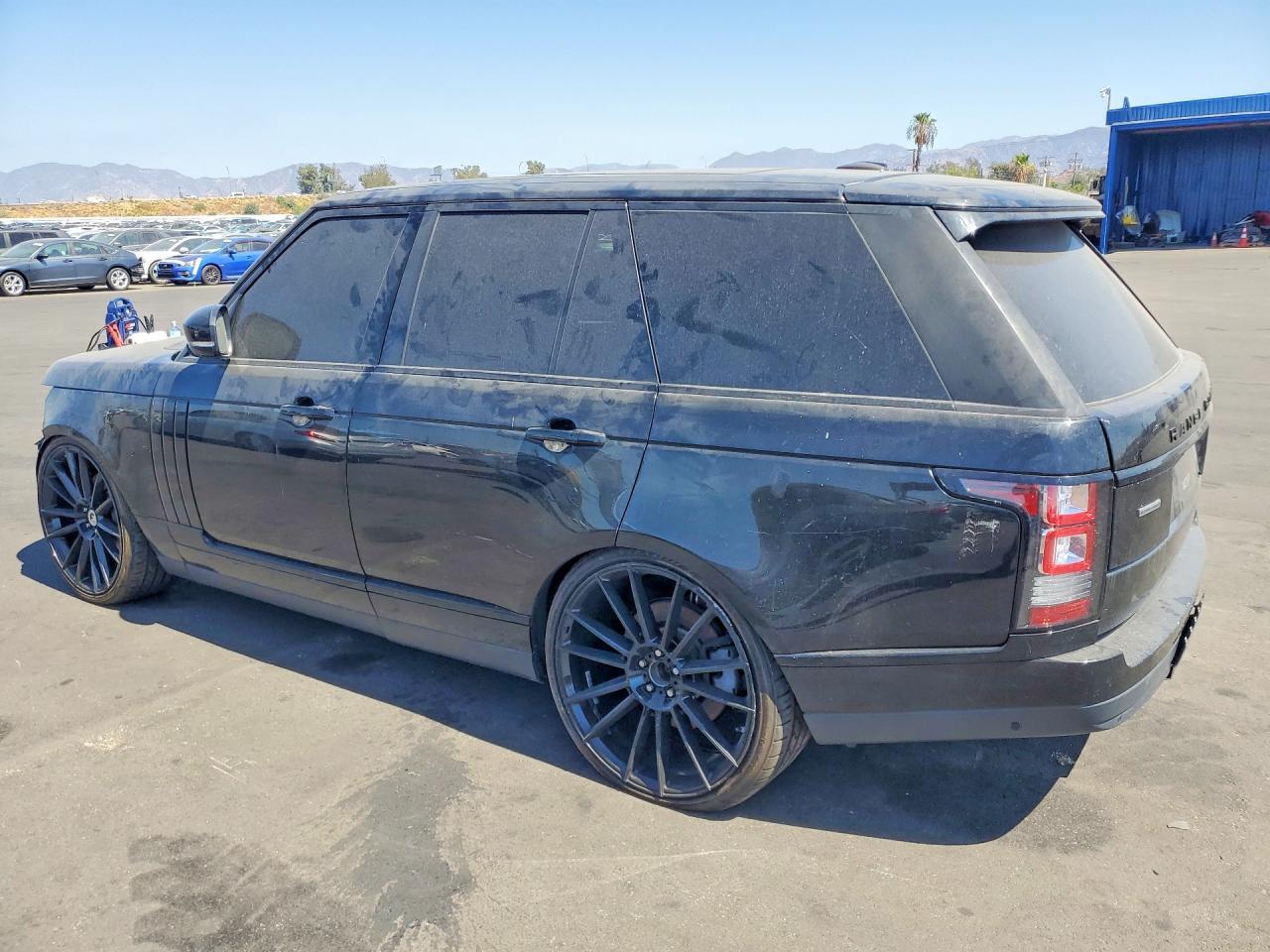 2015 Land Rover Range Rover Supercharged - Image 2