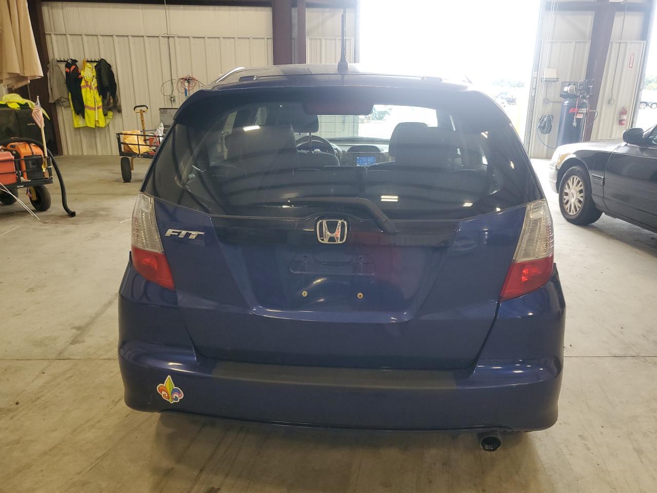 2013 Honda Fit Sport - Фото 6