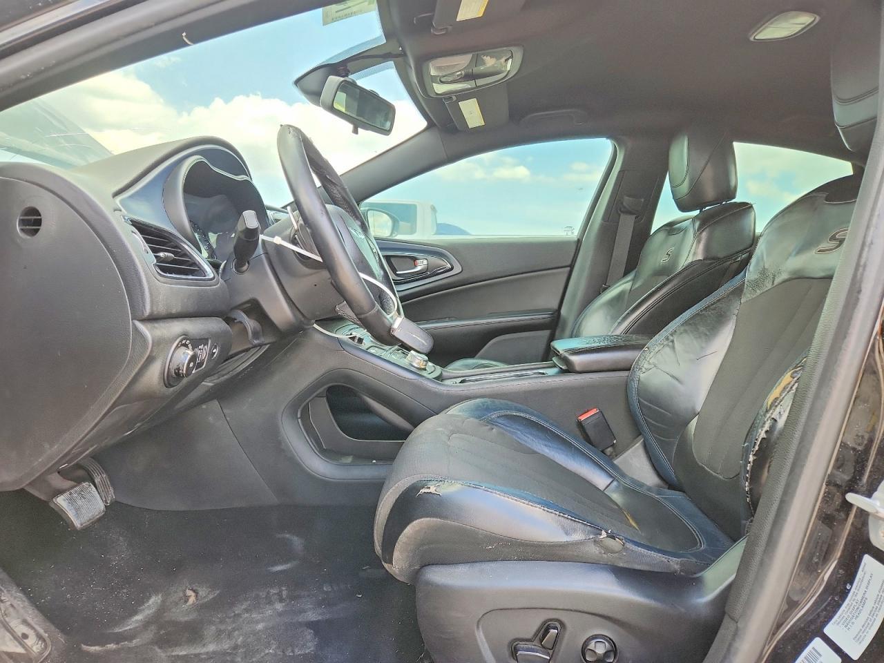 2015 Chrysler 200 S - Фото 7