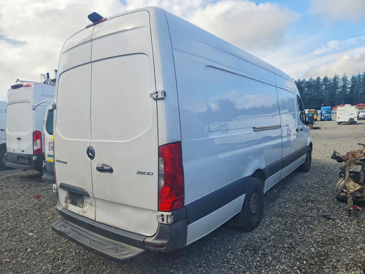 2023 Mercedes-Benz Sprinter 2500 - Image 3
