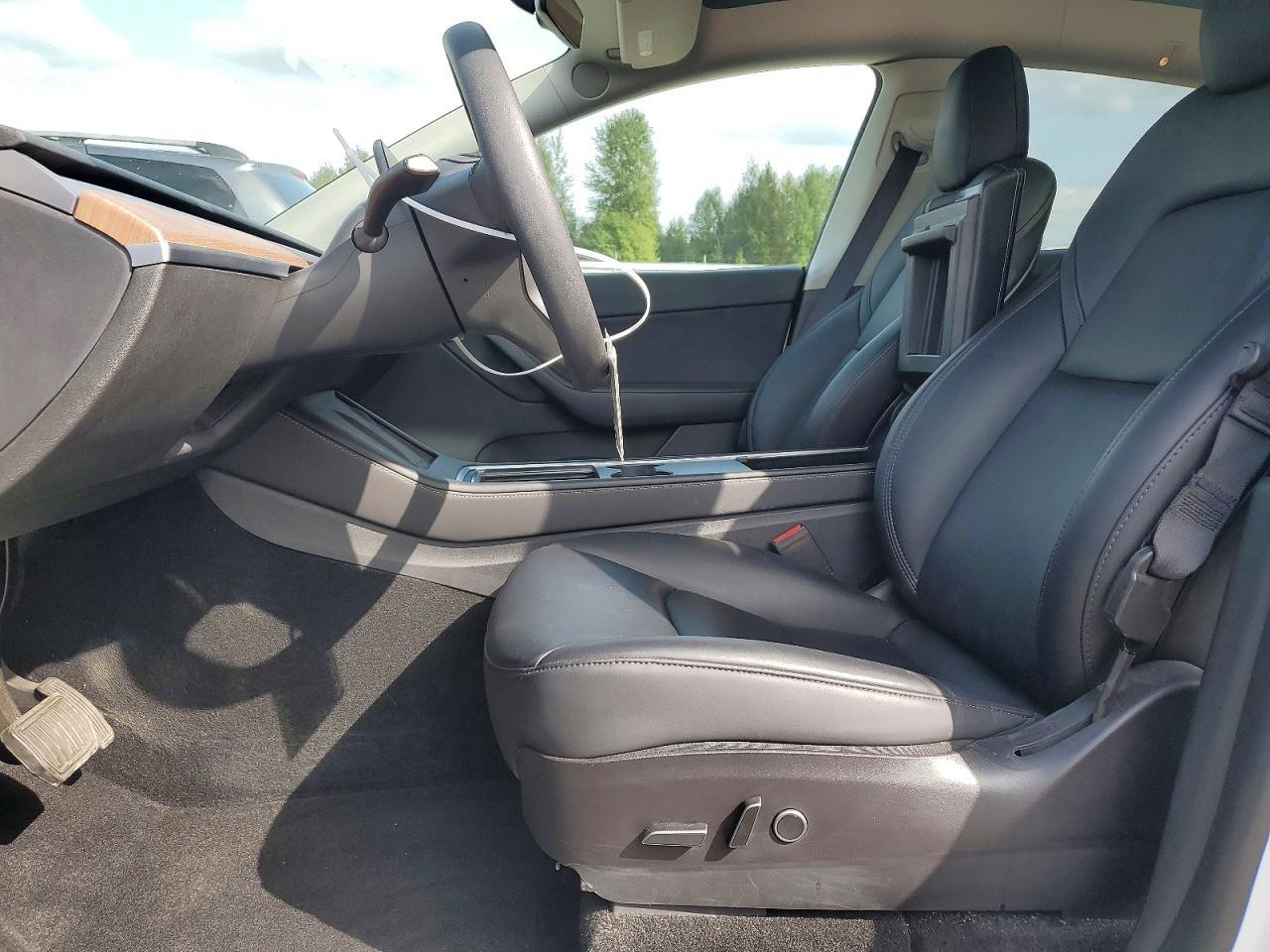 2022 Tesla Model Y - Фото 7