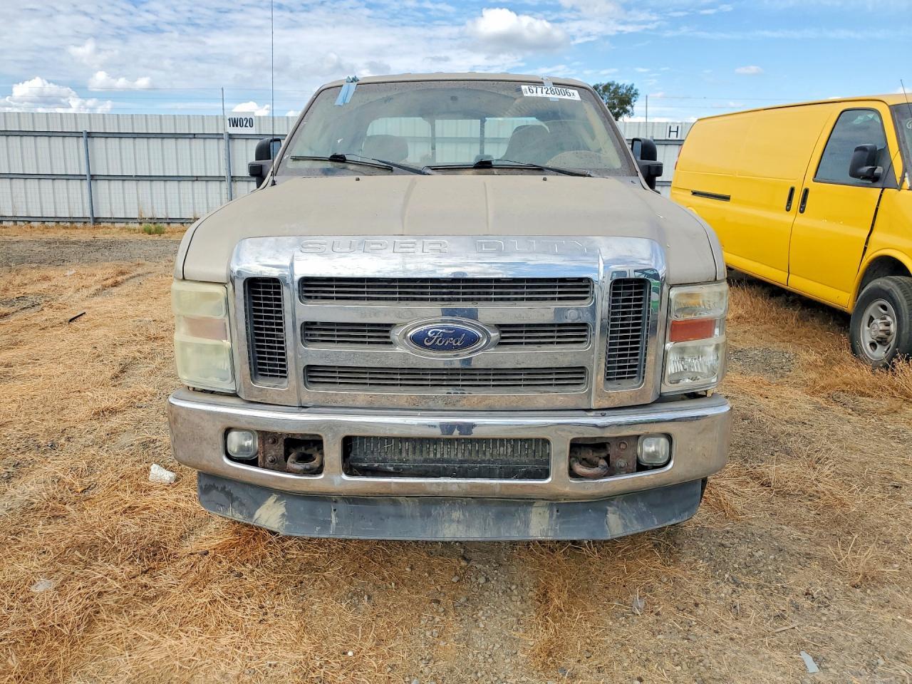 2010 Ford F250 Super Duty - Image 5