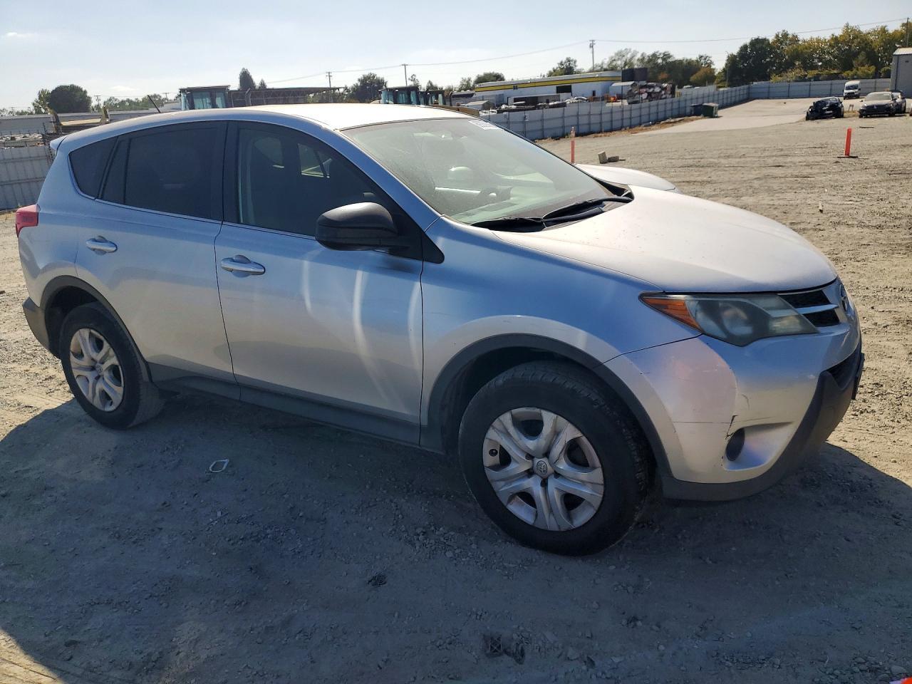 2015 Toyota Rav4 Le - Фото 4