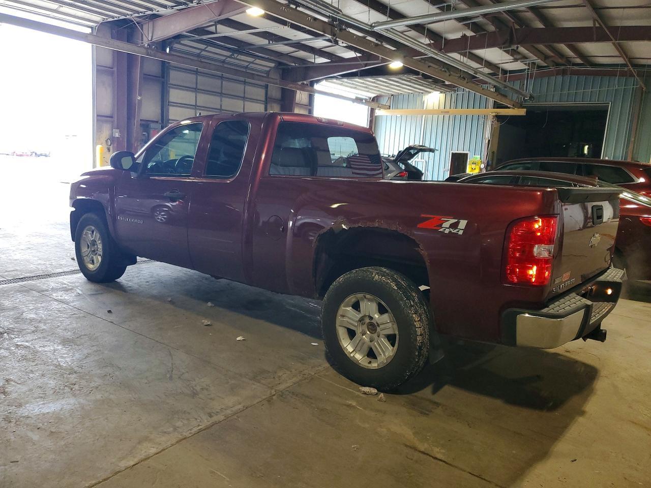 2008 Chevrolet Silverado K1500 - Фото 2