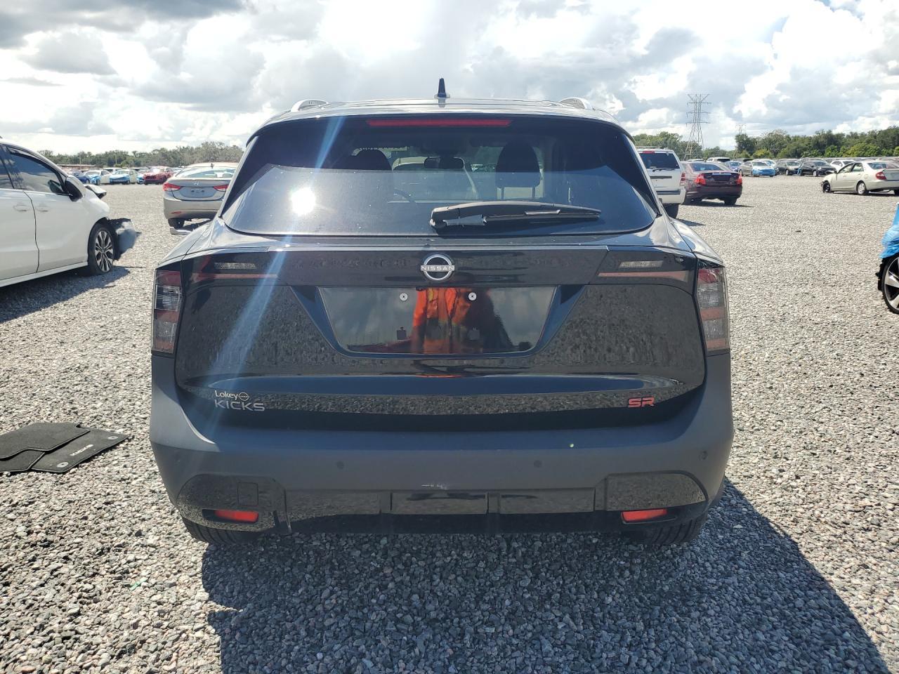 2025 Nissan Kicks Sr - Фото 6