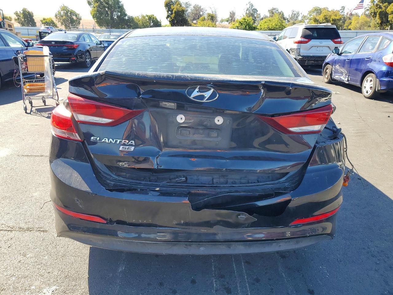 2018 Hyundai Elantra Se - Фото 6