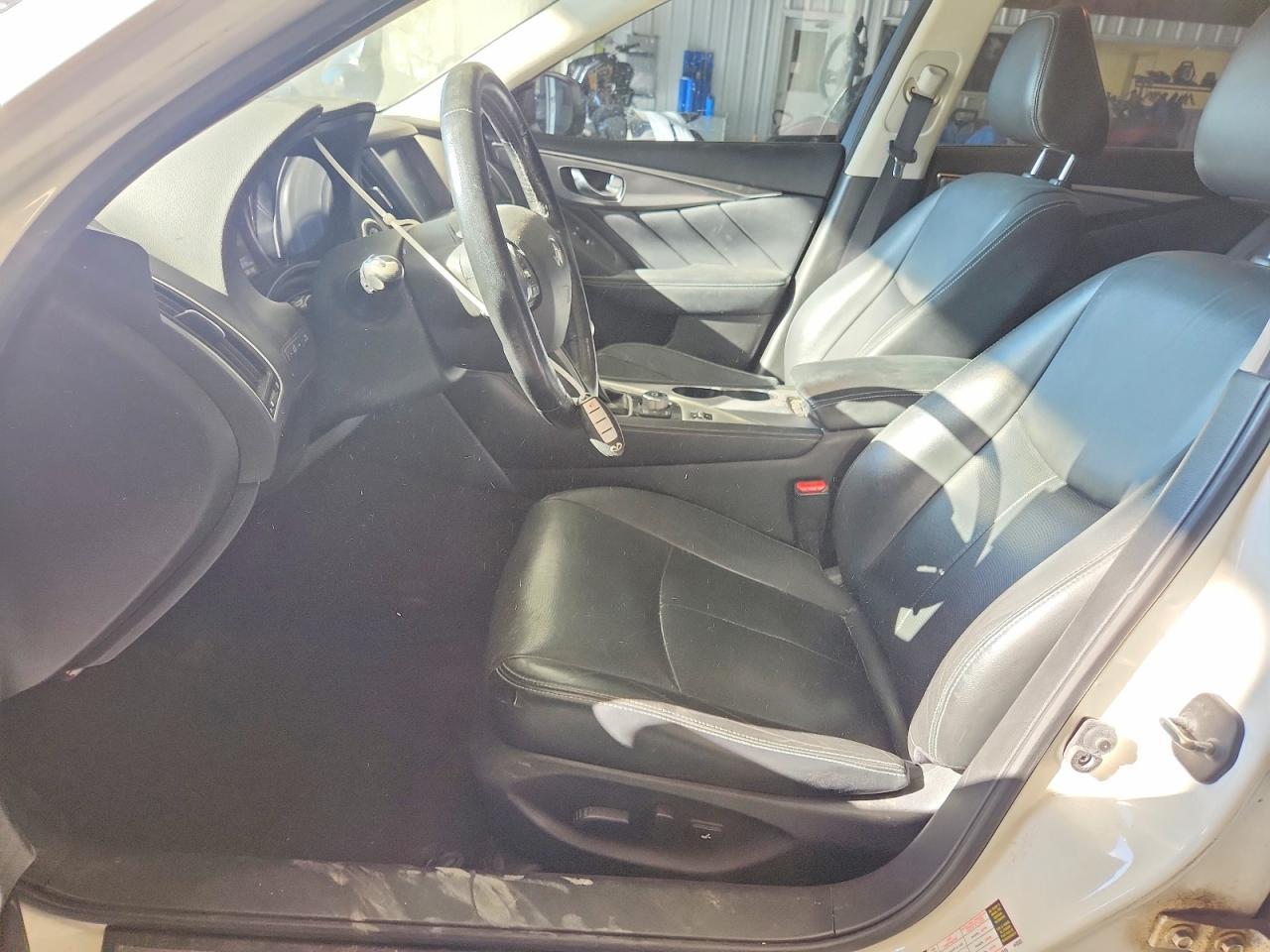 2015 Infiniti Q50 Base - Image 7