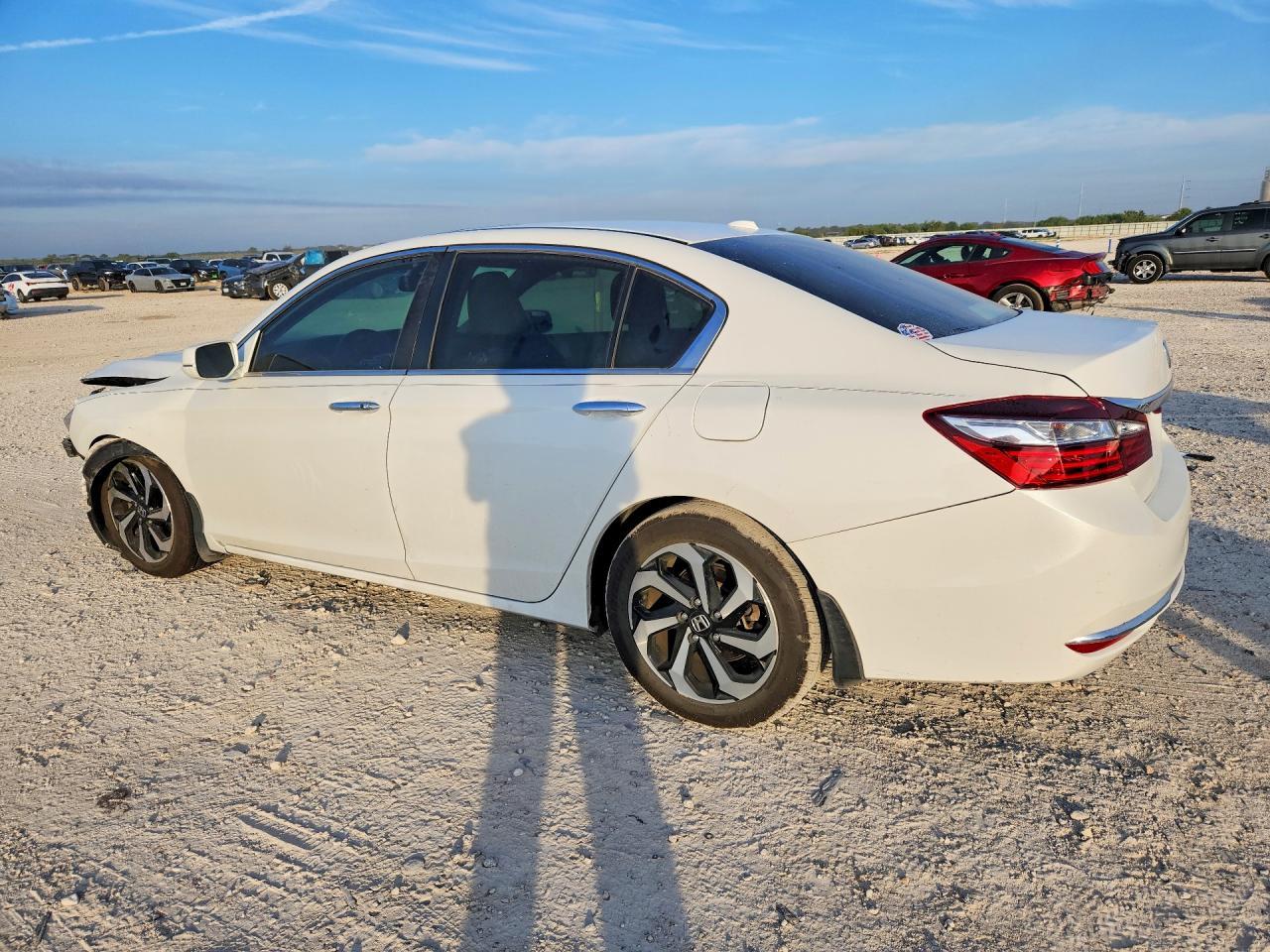 2017 Honda Accord Exl - Image 2