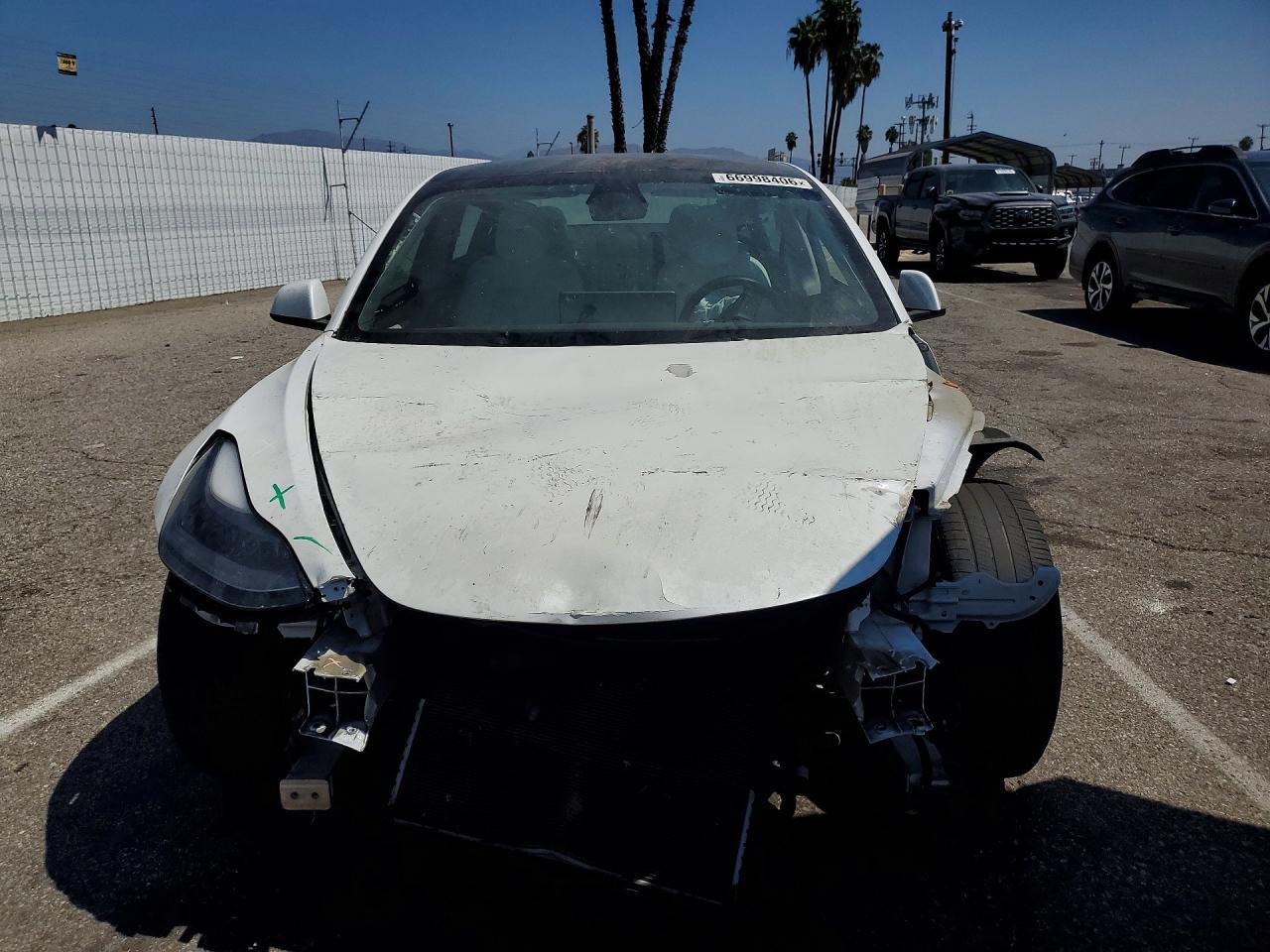 2022 Tesla Model 3 - Image 5