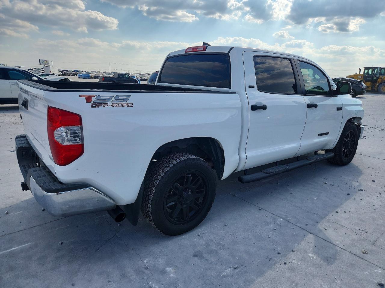 2021 Toyota Tundra Sr5 - Фото 3