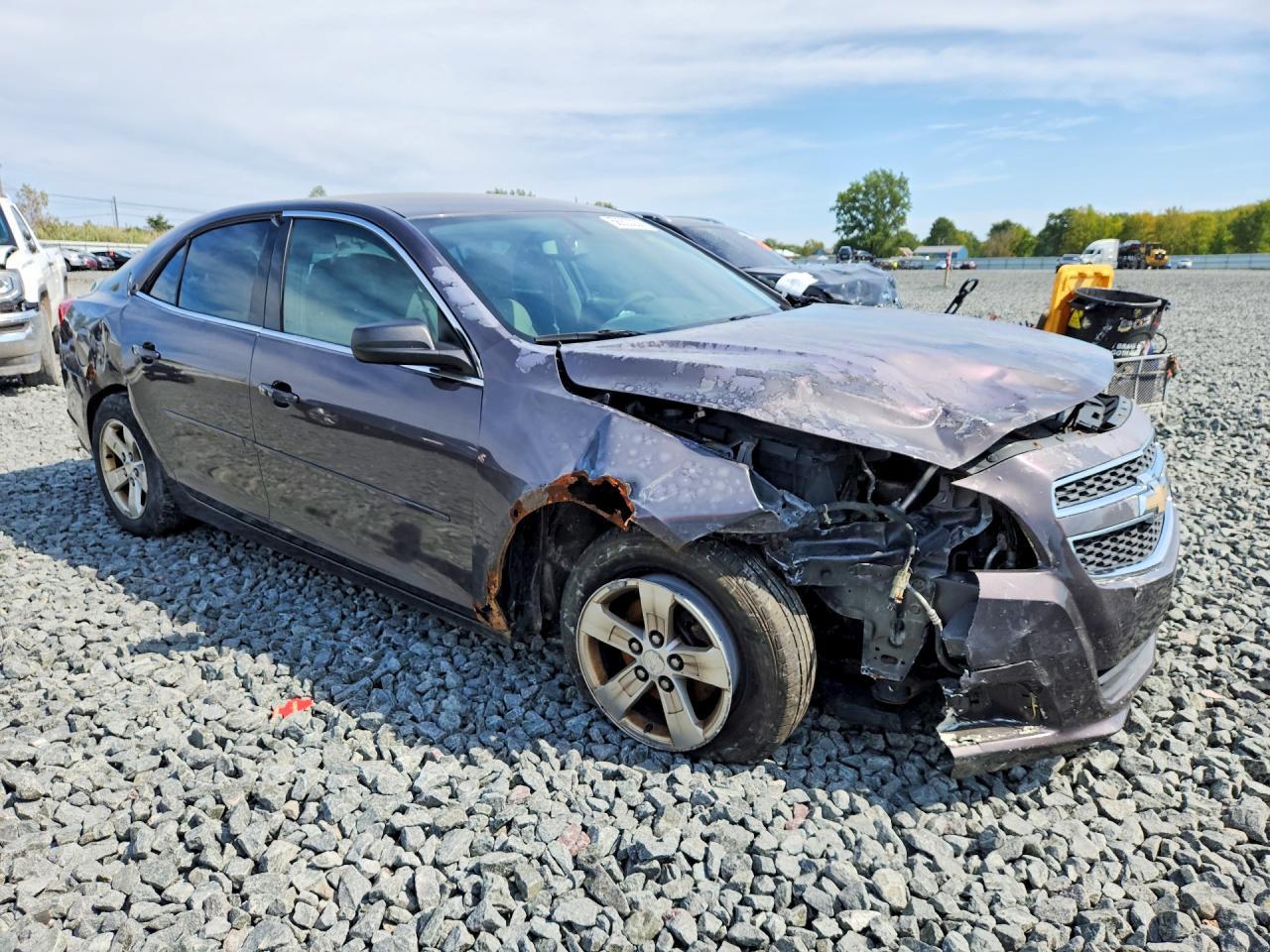 2013 Chevrolet Malibu Ls - Фото 4