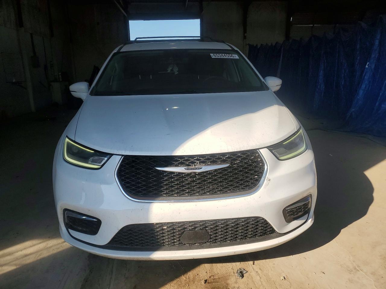 2022 Chrysler Pacifica Touring L - Image 5