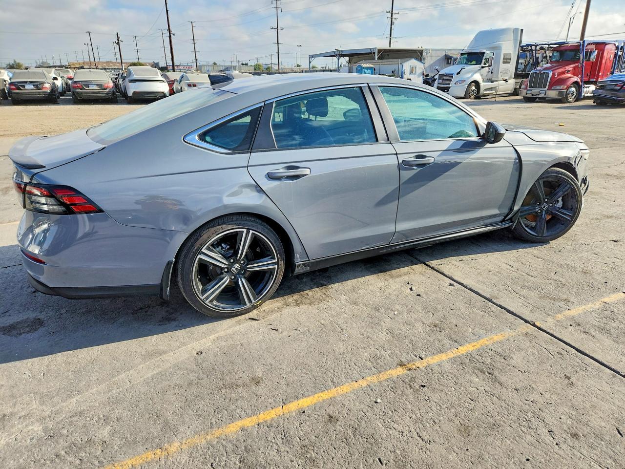 2025 Honda Accord Hybrid Sport - Фото 3