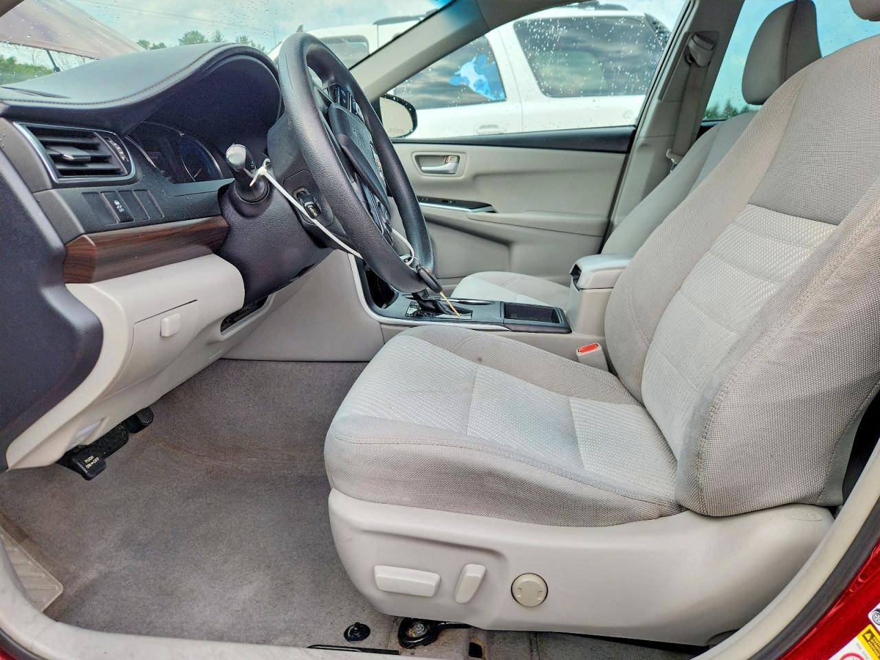 2016 Toyota Camry Le - Фото 7