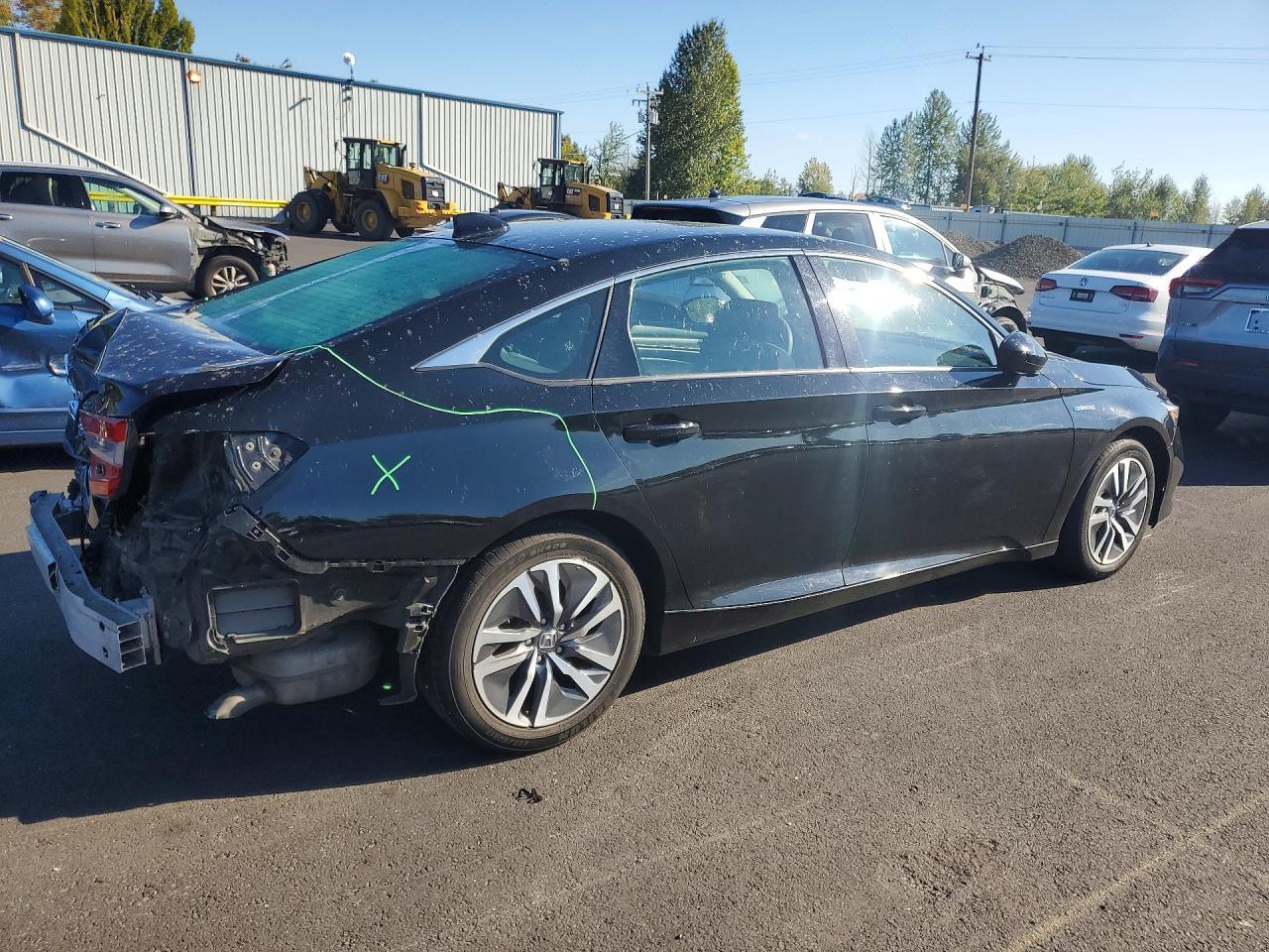 2021 Honda Accord Hybrid - Image 3