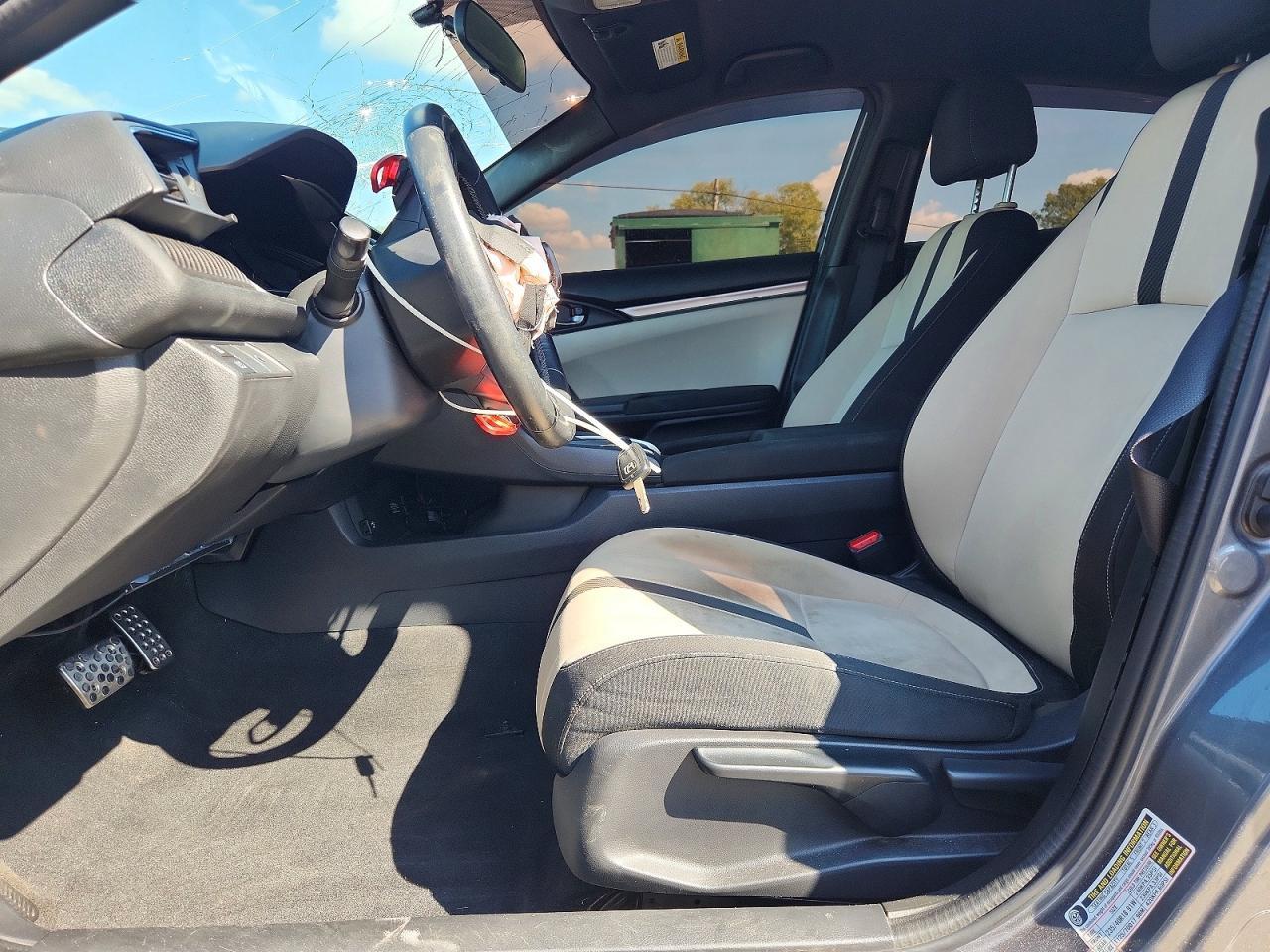 2017 Honda Civic Sport - Image 7