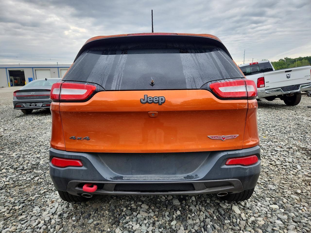 2016 Jeep Cherokee Trailhawk - Фото 6