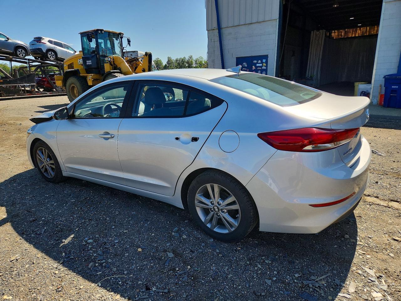 2017 Hyundai Elantra Se - Image 2