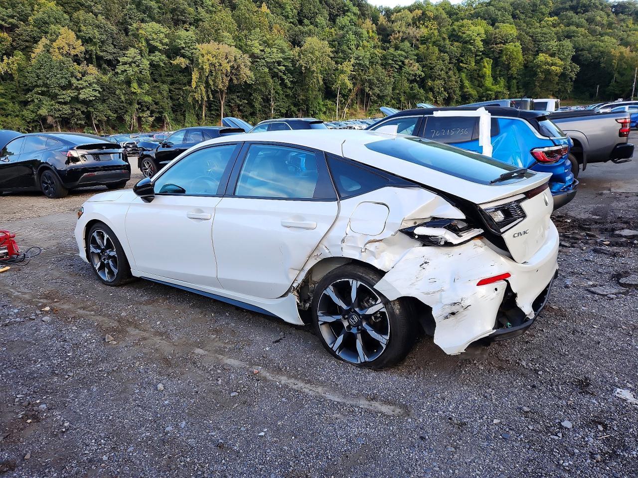 2025 Honda Civic Sport Touring - Фото 2