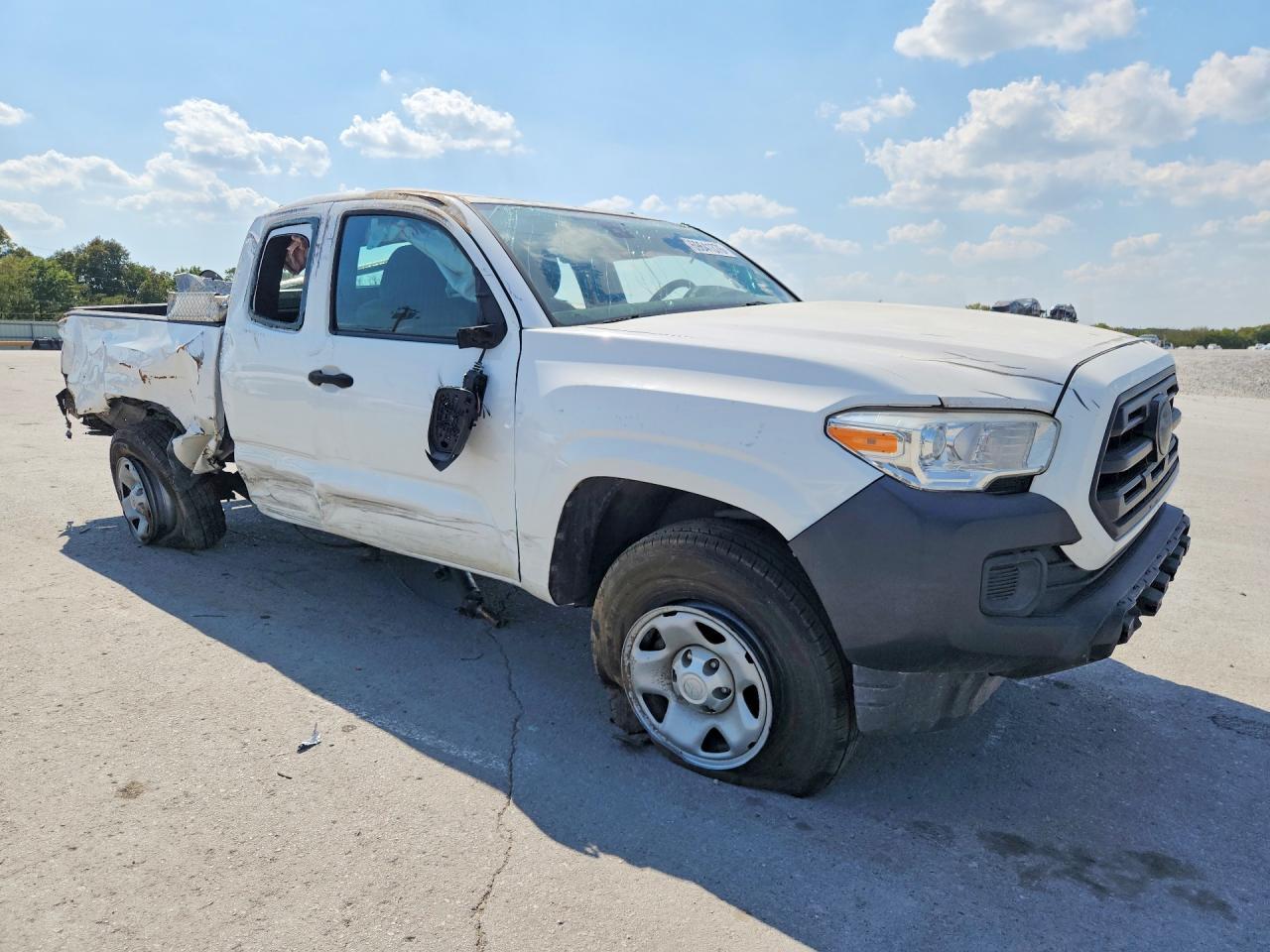 2018 Toyota Tacoma Sr - Фото 4