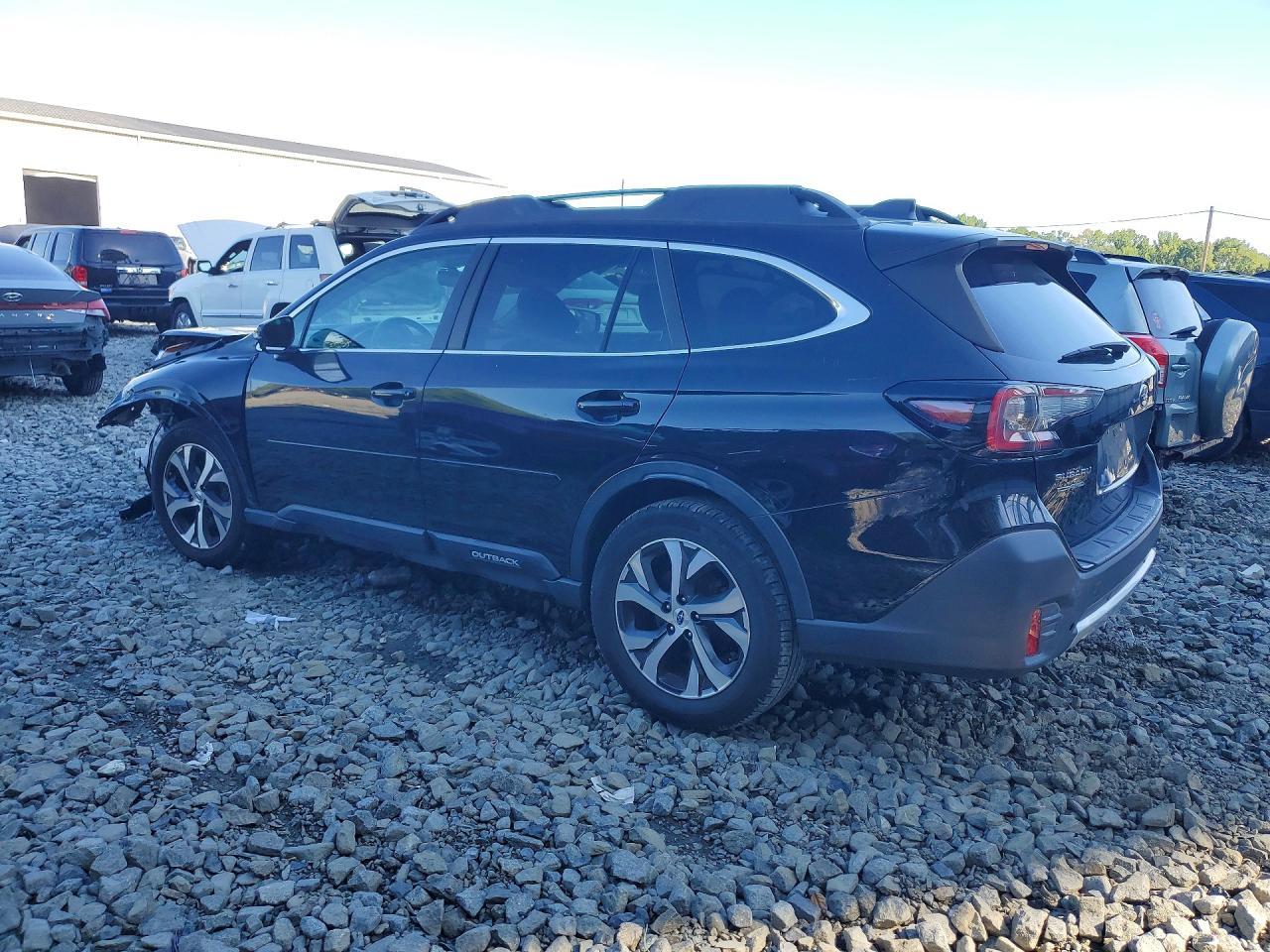 2021 Subaru Outback Limited - Фото 2