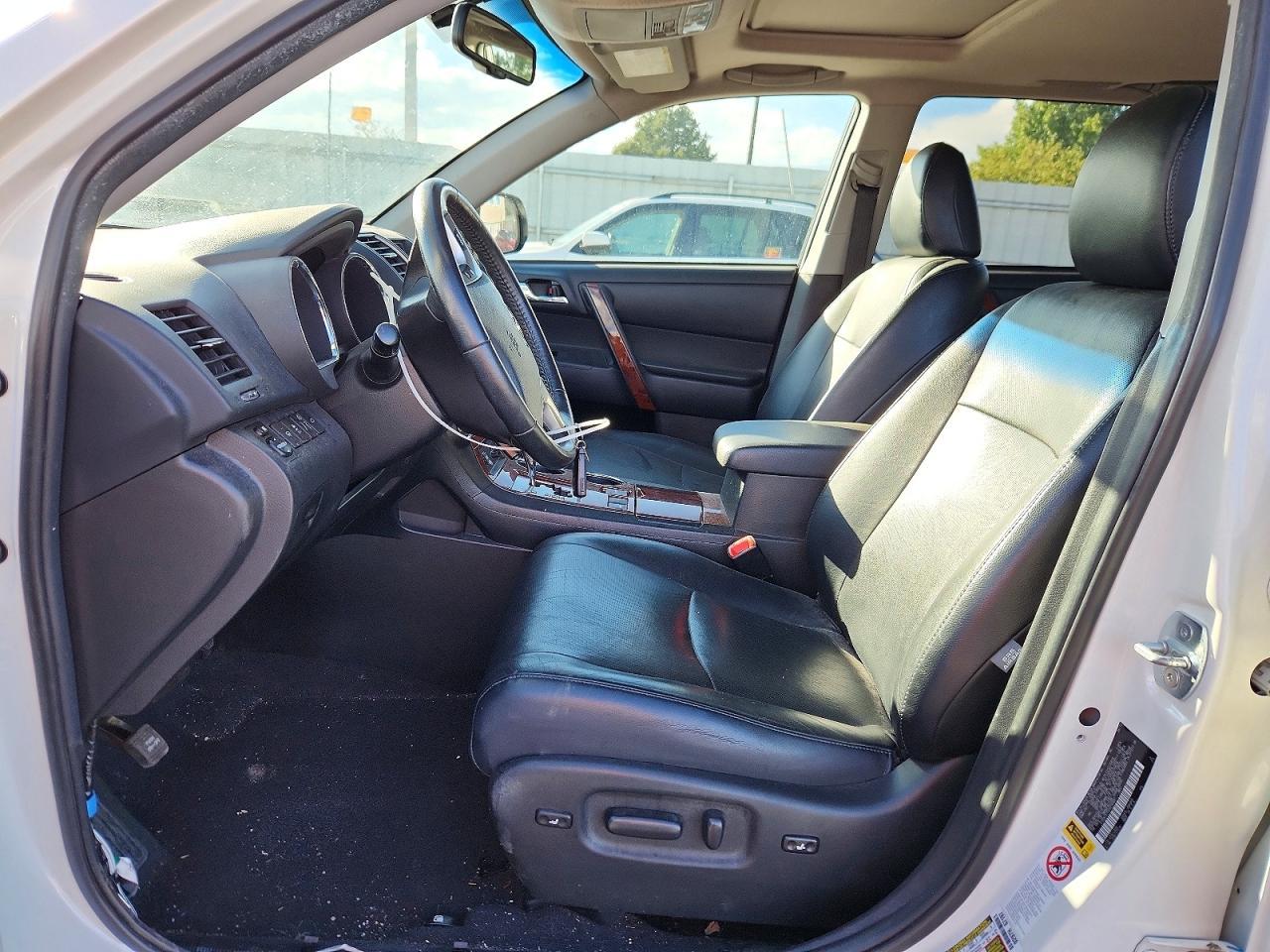 2013 Toyota Highlander Limited - Image 7
