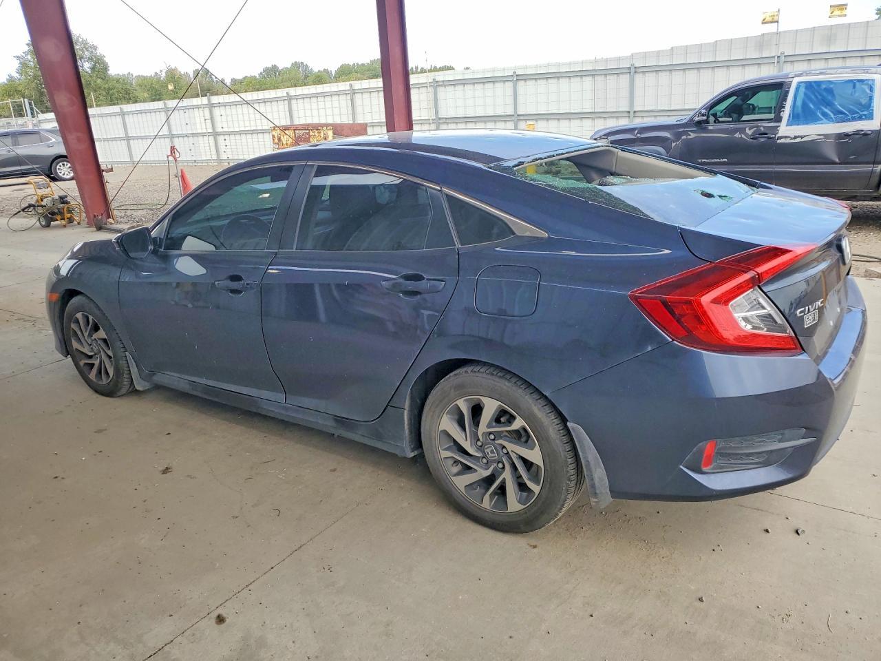 2016 Honda Civic Ex - Фото 2