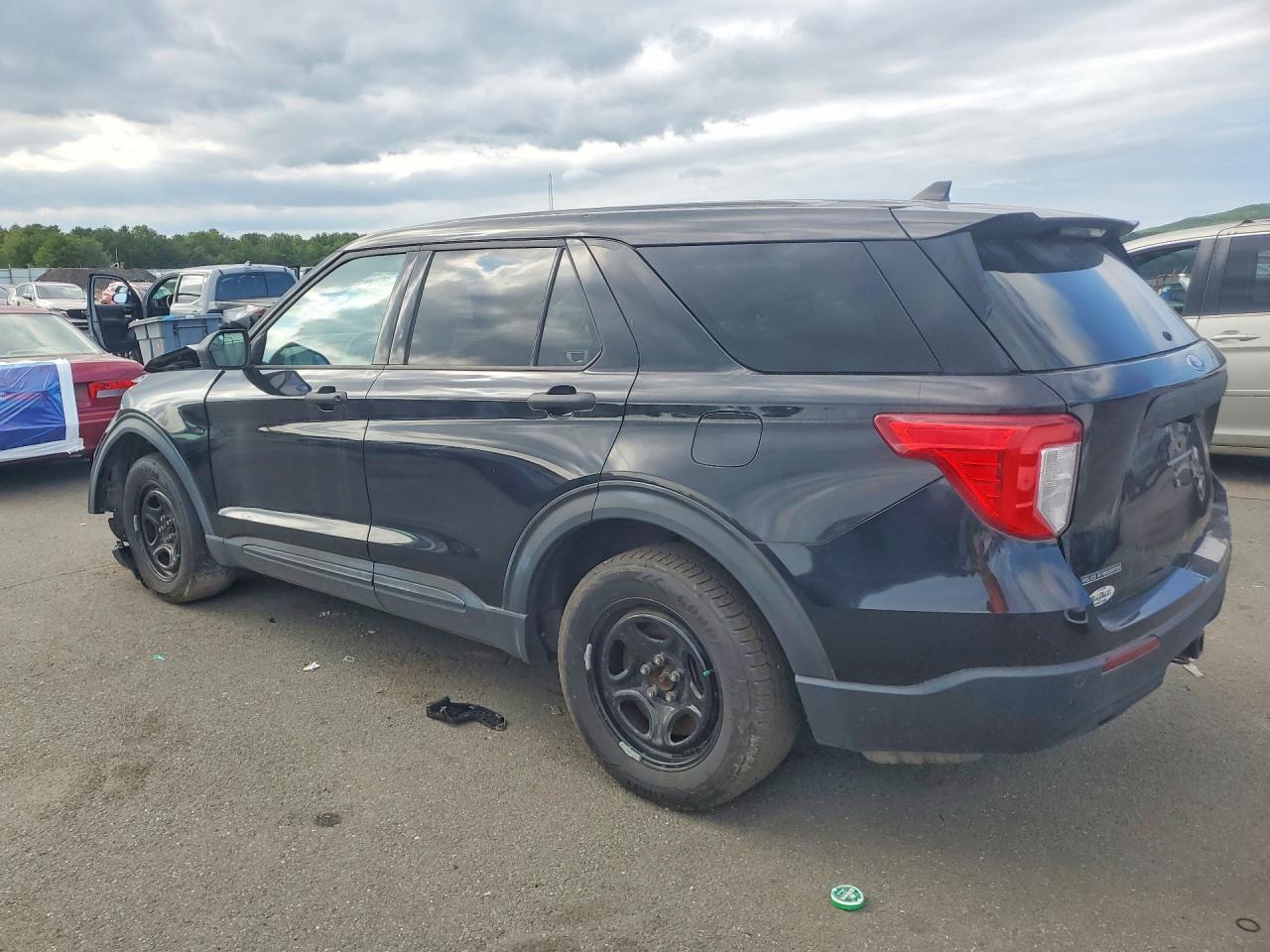 2024 Ford Explorer Police Interceptor - Фото 2