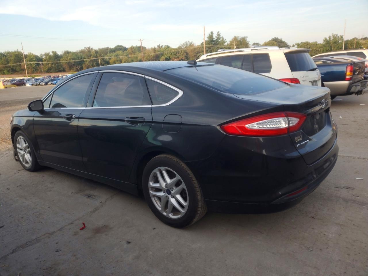2015 Ford Fusion Se - Image 2