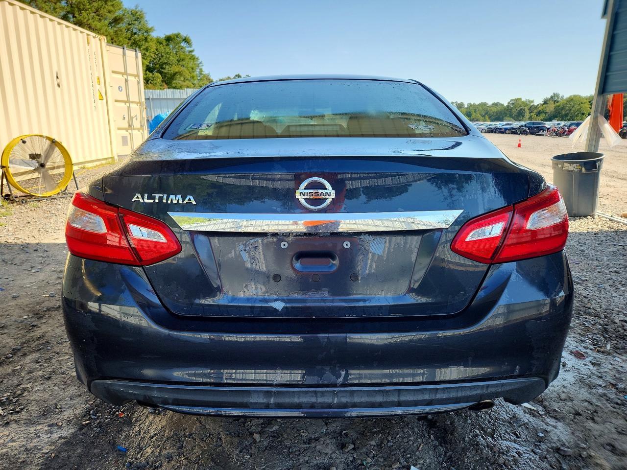 2017 Nissan Altima 2.5 S - Image 6