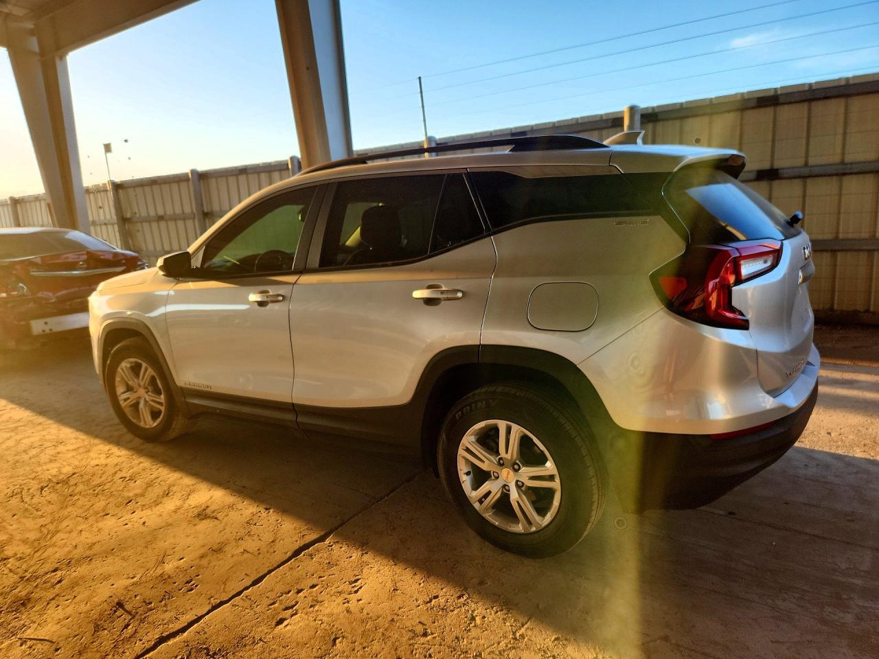 2022 GMC Terrain Sle - Фото 2